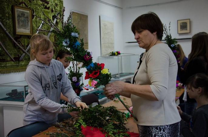 POWSTAŁY PIĘKNE PALMY