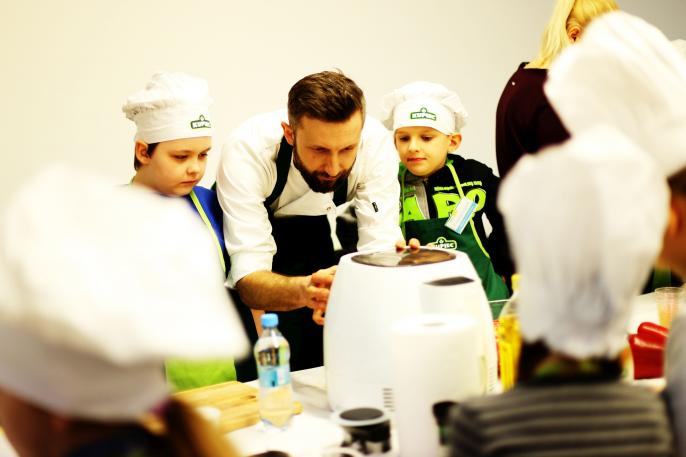 Lekcje ze zdrowego żywienia i Piotr Kucharski w Kupcu