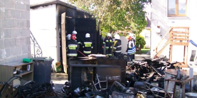 Płonął garaż w Ostrowitem