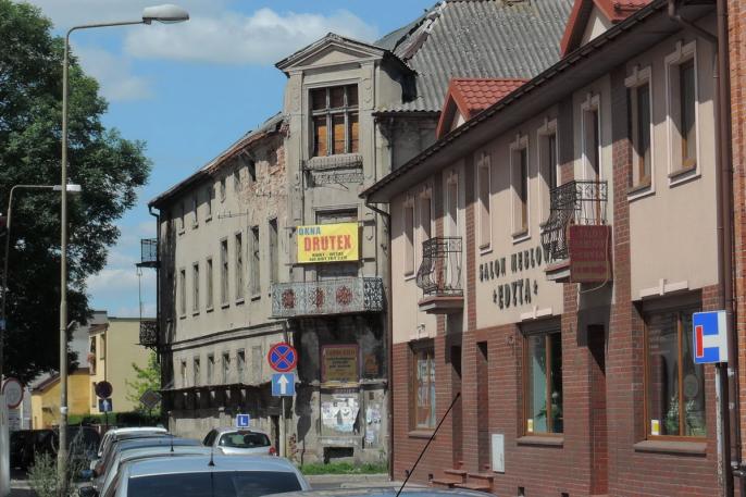 Groza kamienicy przy Staszica.