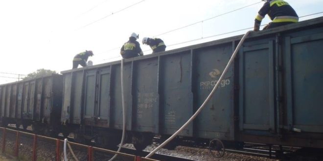 Zapalił się węgiel w wagonach