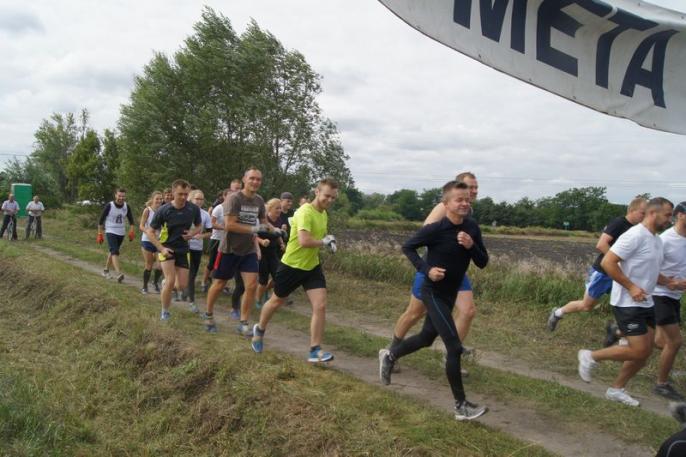 Policyjni biegacze (i biegaczki) wystartowali w kolejnych biegach