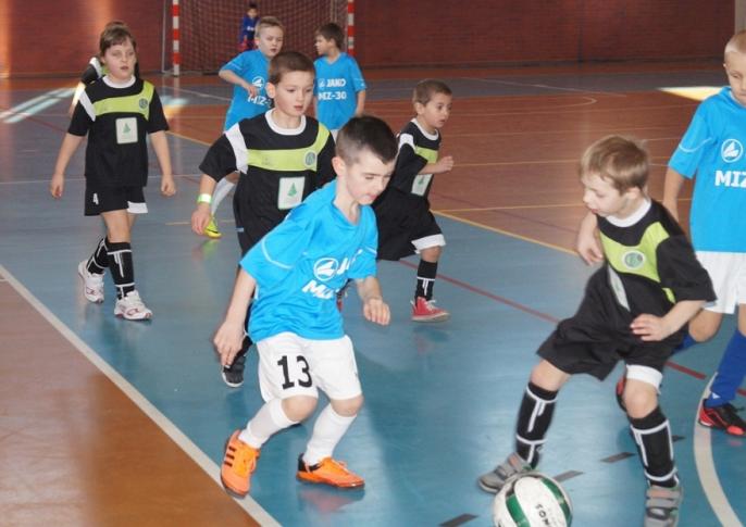 Wakacyjny turniej piłki nożnej dzikich drużyn 2016