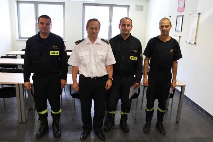 Awanse i wyróżnienia dla tureckich strażaków.