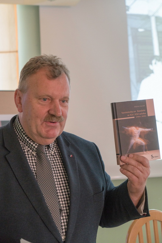 Łuczaka „Szermierka w Koninie…”