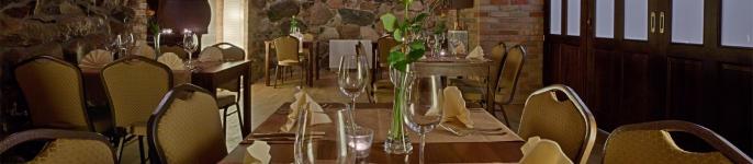 Policjanci i Skarbówka w restauracji