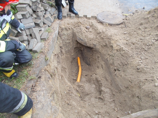 Uszkodzony gazociąg na ul. Grójeckiej