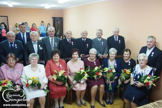 ZŁOTE GODY – UROCZYSTOŚĆ 50-LECIA POŻYCIA MAŁŻEŃSKIEGO