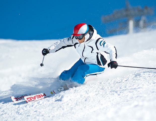 Wykup OC na narty i uniknij problemów