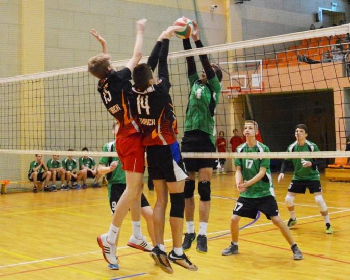 TURNIEJ SIATKARSKI W „DWÓJCE”