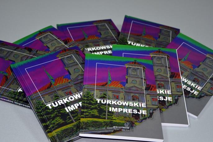 NIEZWYKŁA KSIĄŻKA NA NIEZWYKŁY JUBILEUSZ