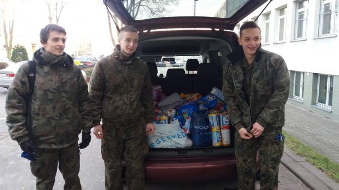 FINAŁ VII AKCJI NAKARM AZORKA