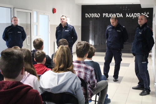 Spotkania profilaktyczne zagórowskich dzielnicowych