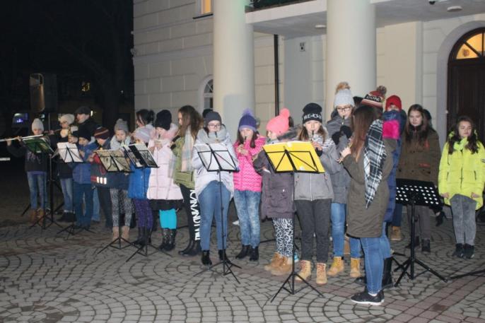 Wigilia przed kolskim Ratuszem