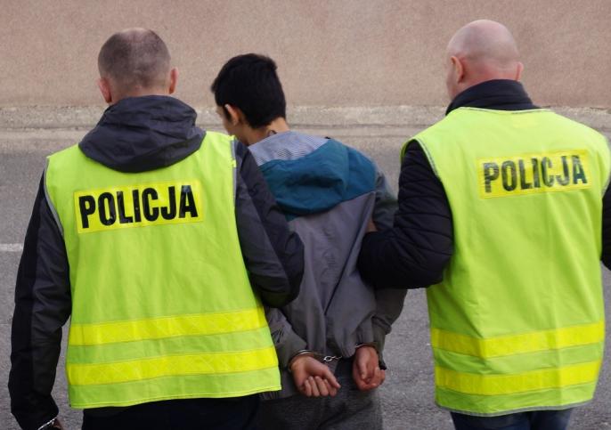 Areszt za usiłowanie napadu na sklep jubilerski