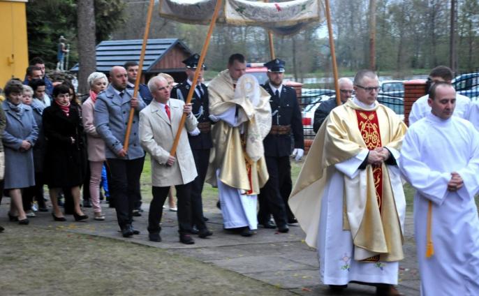 Otrzyjcie już łzy, płaczący.