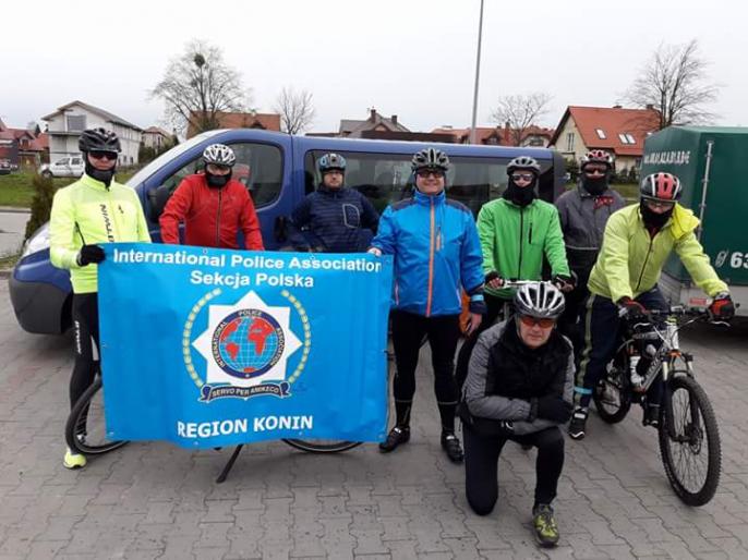 Konińscy policjanci z pomocą dla chorego kolegi