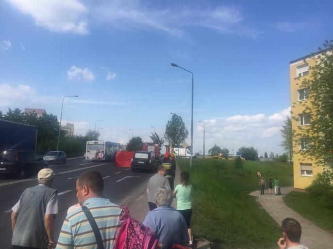 Wypadek na ulicy Przemysłowej. Nie żyje 79-letnia kobieta