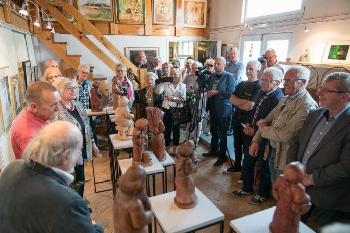 Grzegorza Buciaka wyrzeźbiona rzeczywistość