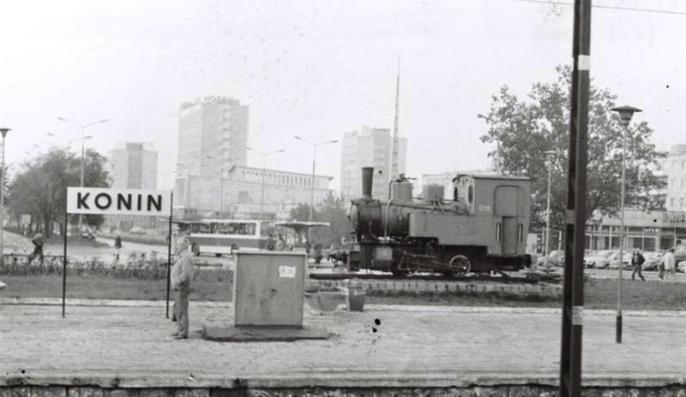 Konin, którego nie ma – Stoi na stacji