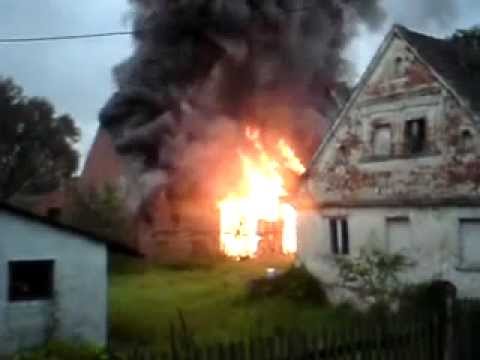 Piorun trafił w stodołę