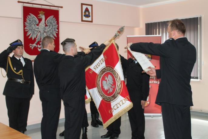 Ślubowanie strażaków