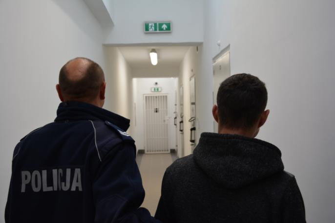 Uciekał Przed Policją