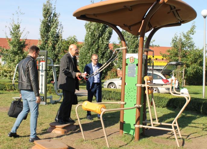 Jest siłownia na Wyzwolenia