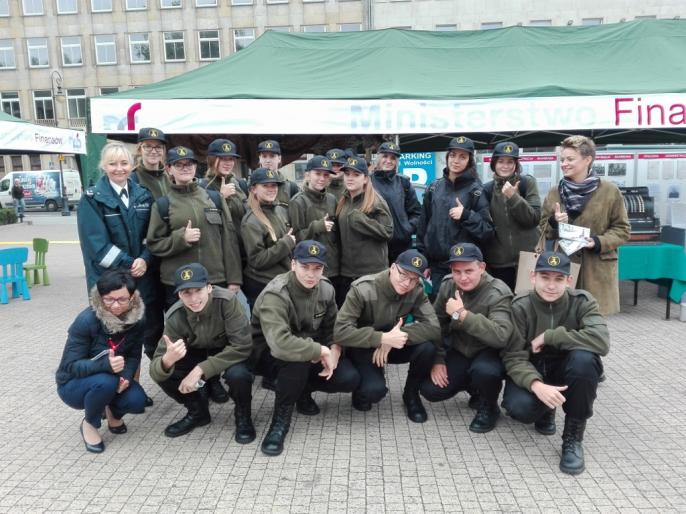 ZS CKU  na obchodach święta służby celnej w Poznaniu
