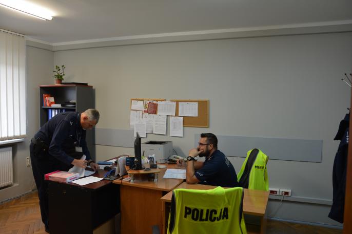 Policja wróciła do Kazimierza Biskupiego