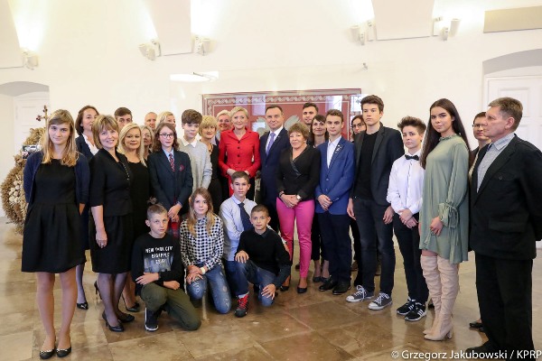 LAUREACI KONKURSU HISTORYCZNEGO… … z wizytą u Pary Prezydenckiej