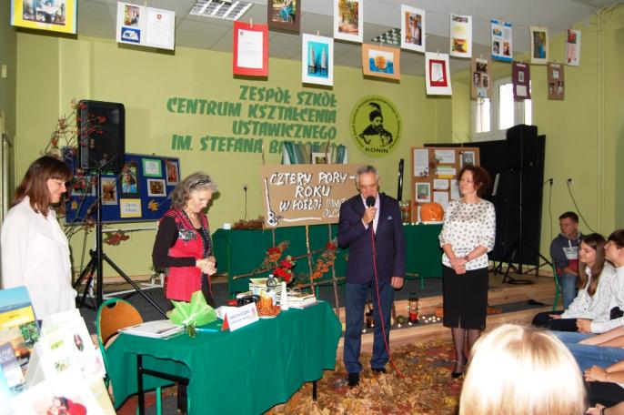 Cztery pory roku w poezji Danuty Olczak , czyli jesienne spotkanie w ZS CKU