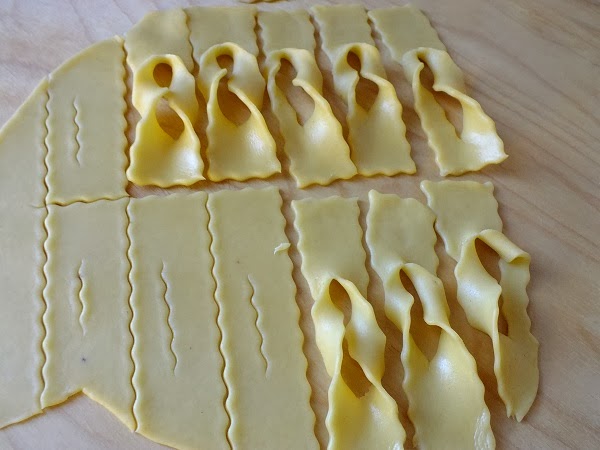 Przedwojenna kuchnia konińska (15) – Faworki