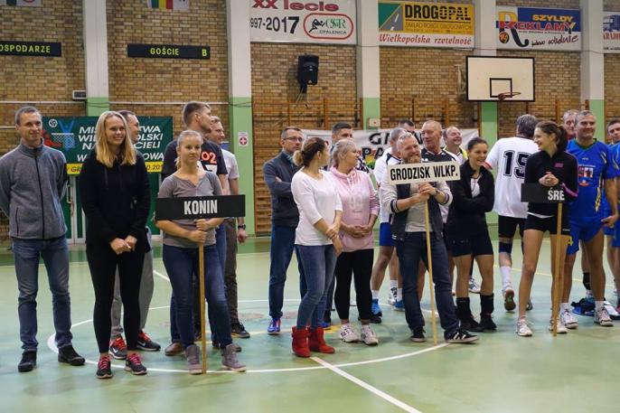 Nauczyciele z Powiatu Konińskiego Mistrzami w Piłce Siatkowej