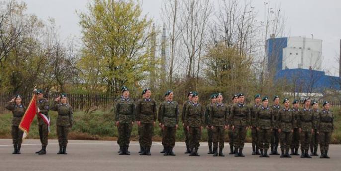 ŚLUBOWANIE KLASY MUNDUROWEJ W KOLE