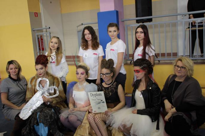 miejsce Patrycji Olejnik w XV Konkursie Fryzjerskim w Kaliszu.