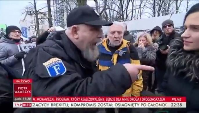 Protest  SDP  przeciwko atakom na dziennikarkę  TVP Info