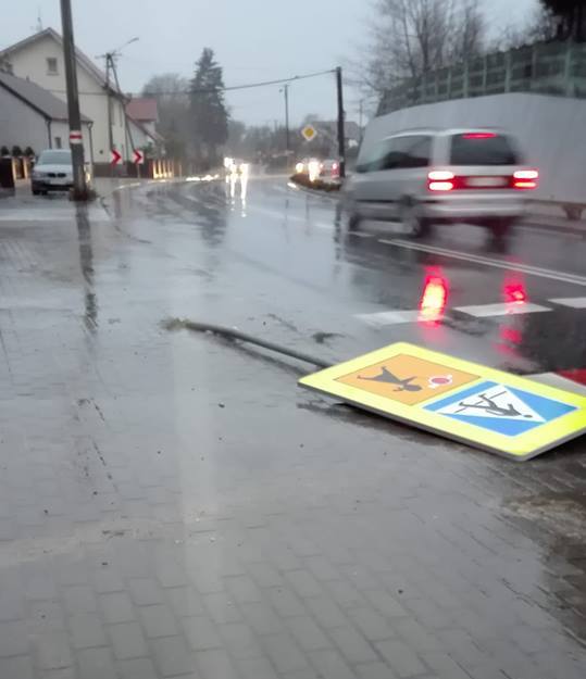 Czytelnicy piszą …