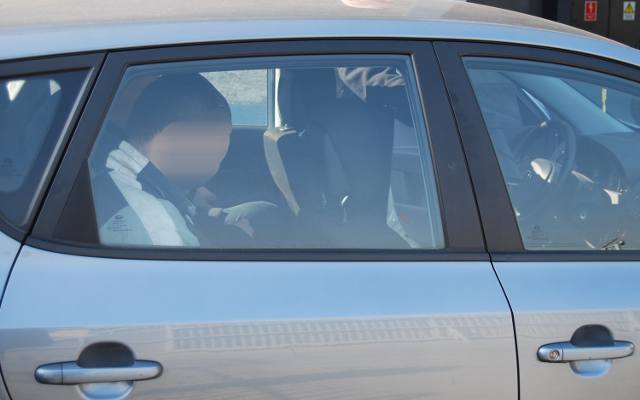 Włamali się do domków nad Jeziorem Słupeckim