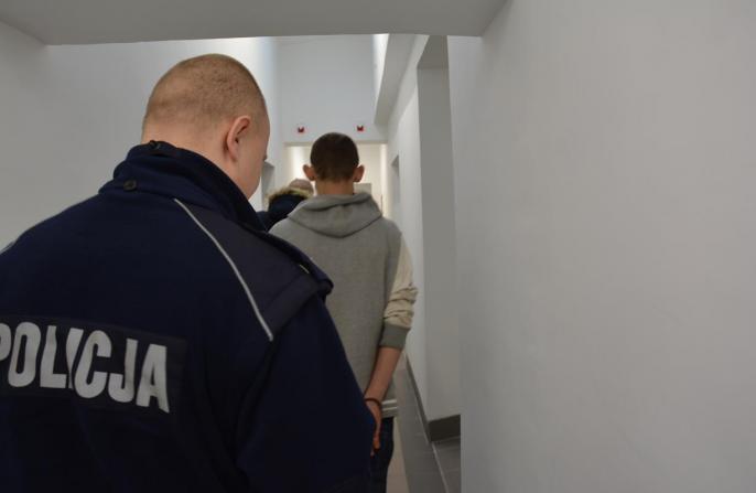 Rychwał – Narkotykowe zabawy w dyskotece