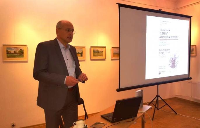 Spotkanie autorskie z Jackiem Bartkowiakiem