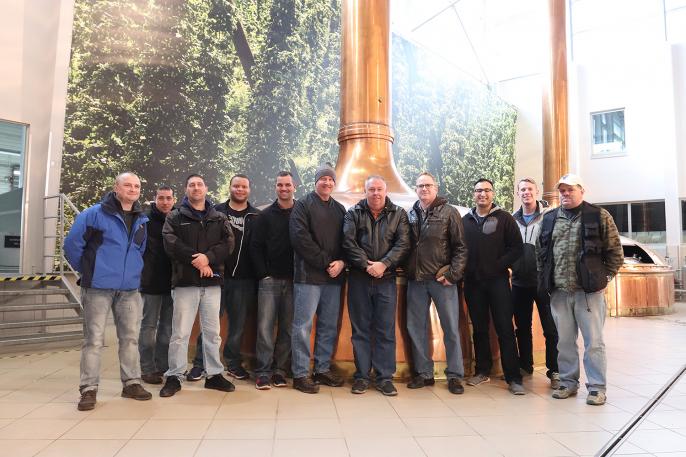 Amerykańscy lotnicy w gnieźnieńskiej Katedrze i Browarze Lech