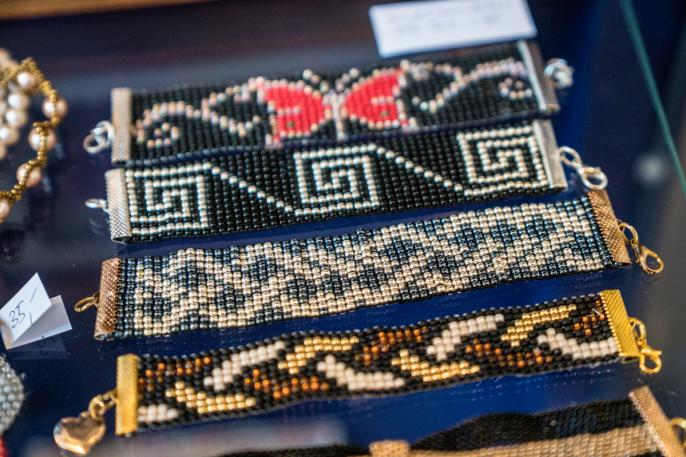 Trzy damy w galerii Giotto