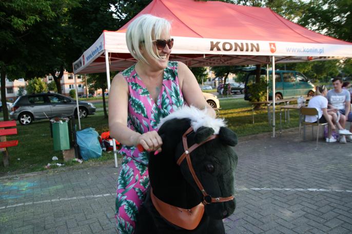 Foto – pstryk – Czarny koń wyborów ?