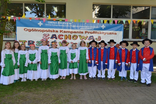 Rodzinny festyn pod hasłem : Trzeźwo, zdrowo i sportowo