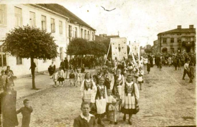 Dawno temu w Sompolnie  – Boże Ciało