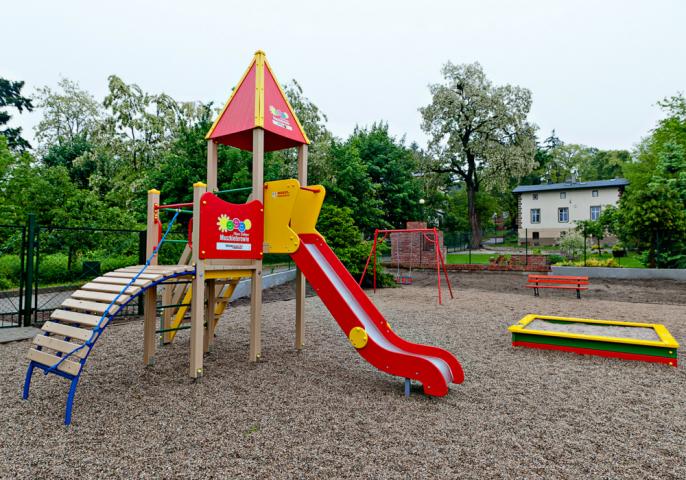 NOWY PLAC ZABAW W STARYM MIEŚCIE