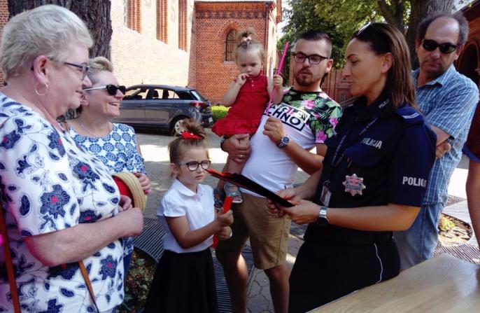 Policjantki ostrzegały pielgrzymów