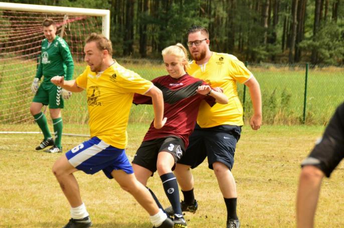 Mistrzostwa Świata w Udawaniu Gry w Piłkę