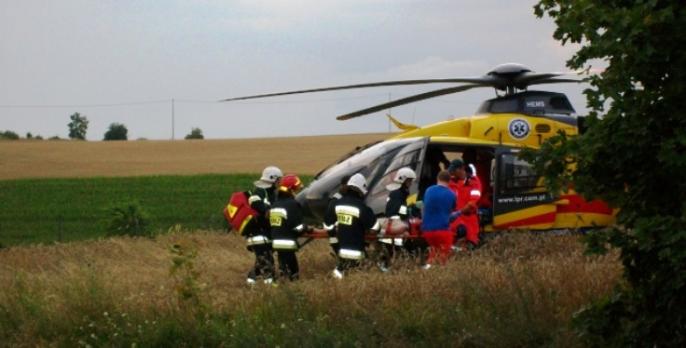 Lądowanie śmigłowca LPR w Przybrodzinie